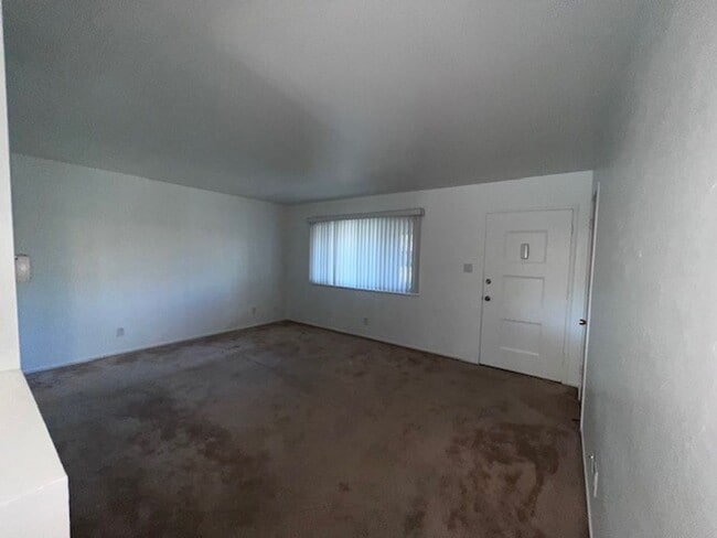 2203 Amanda Way in Sacramento, CA - Building Photo - Building Photo