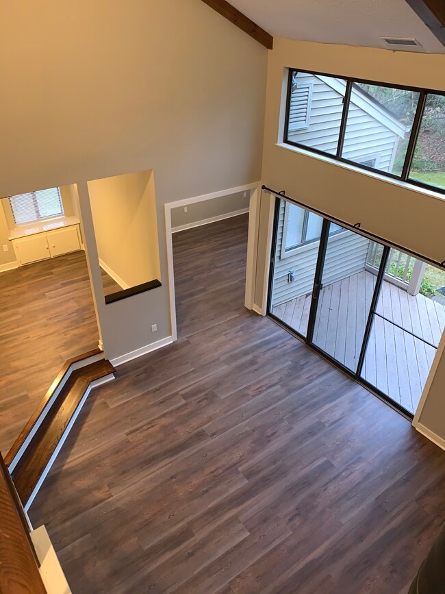 40 Farmington Chase Crescent in Farmington, CT - Building Photo - Building Photo