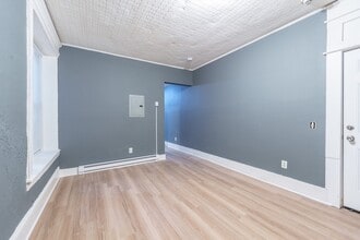 173 Elm St in Holyoke, MA - Building Photo - Building Photo