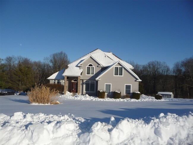 49 Lane Gate Rd in Wappingers Falls, NY - Building Photo - Building Photo