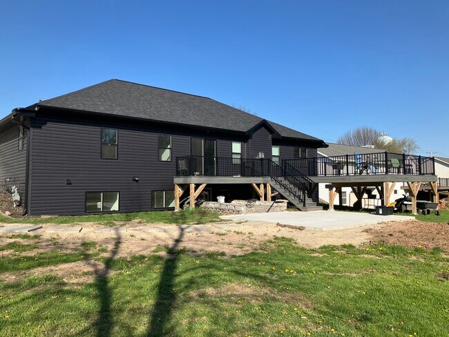 2891 Manitowoc Rd in Green Bay, WI - Building Photo - Building Photo