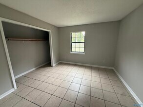 4902 Cotton Row NW in Huntsville, AL - Building Photo - Building Photo