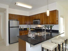 Avalon Studio 4121 Apartments