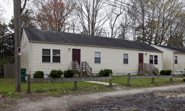 Christian Apartment Homes in Newport News, VA - Building Photo - Building Photo