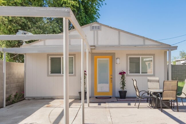 2524 E Willetta St in Phoenix, AZ - Building Photo - Building Photo
