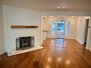 1740 Kentucky St in Redwood City, CA - Building Photo - Building Photo