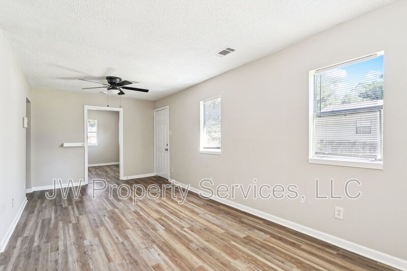 206 Sunset Dr in Slidell, LA - Building Photo