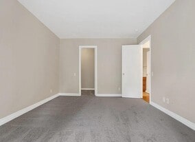 16879 Bluewater Ln in Huntington Beach, CA - Building Photo