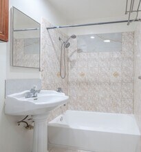 1688 W Sumac Ln in Anaheim, CA - Building Photo - Building Photo