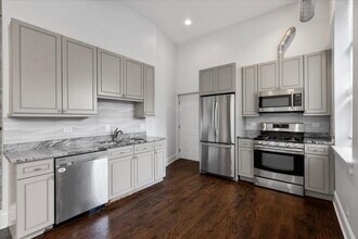 623 Groveland in Chicago, IL - Building Photo - Building Photo