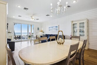 8013 Surf Dr, Unit SI ID1523322P in Panama City Beach, FL - Foto de edificio - Building Photo