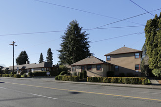 Powell Crest in Portland, OR - Building Photo - Building Photo