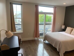 430 McGrath Hwy, Unit 201 in Somerville, MA - Building Photo - Building Photo