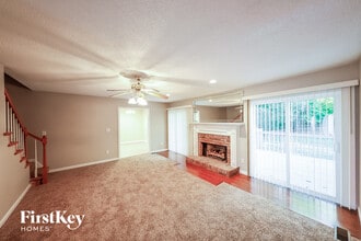 805 14th Ave in Pleasant Grove, AL - Foto de edificio - Building Photo