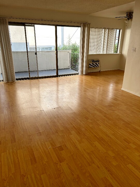 1538 Detroit St in Los Angeles, CA - Building Photo