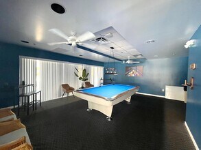 2563 Egret Lake Dr, Unit 1 in Greenacres, FL - Building Photo - Building Photo