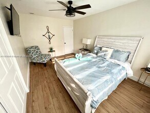 1031 Hollywood Blvd in Hollywood, FL - Building Photo - Building Photo