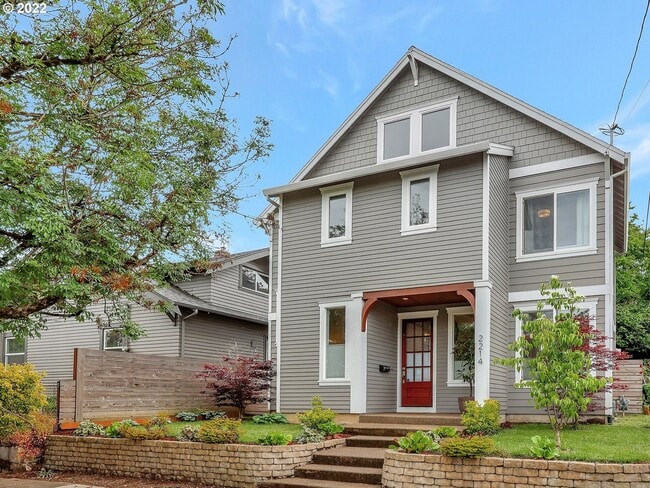 property at 2214 N Farragut St