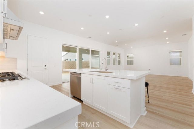 24510 Via Ln in Valencia, CA - Building Photo - Building Photo