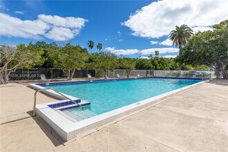 7441 Wayne Ave in Miami, FL - Building Photo - Building Photo