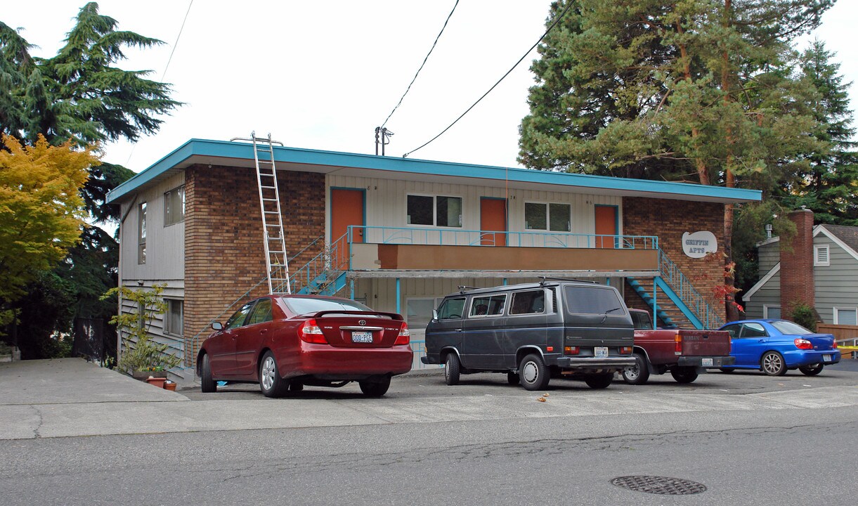 Griffin Apartments in Seattle, WA - Foto de edificio