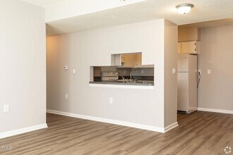 115 Holiday Park Rd, Unit 2Bed Traditional in Hillsborough, NC - Building Photo - Building Photo