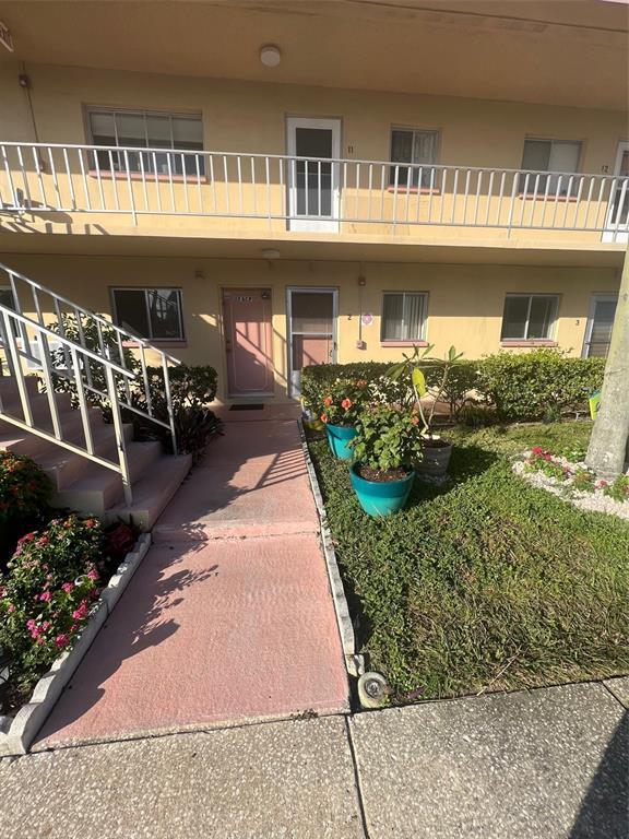 property at 2003 Greenbriar Blvd