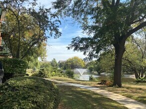 905 Casey Ct in Schaumburg, IL - Building Photo - Building Photo