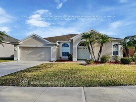 25837 Risen Star Dr in Zephyrhills, FL - Building Photo