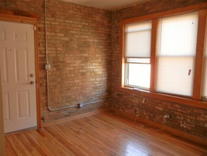 11027-11035 S King Dr in Chicago, IL - Building Photo - Interior Photo