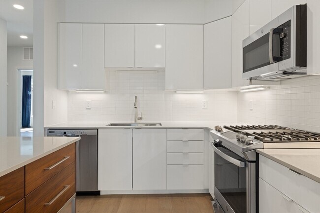 property at 7 Lisbon St
