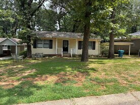 6712 Waverly Dr in Little Rock, AR - Building Photo