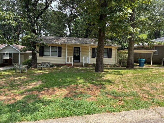 property at 6712 Waverly Dr