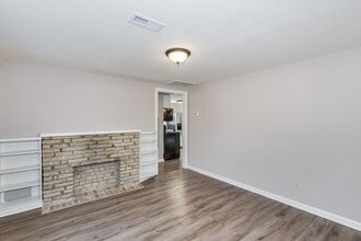 852 N Belmont Pl in Wichita, KS - Building Photo - Building Photo