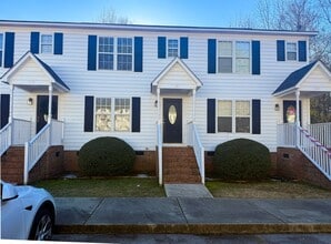 113 Henley Pl in Smithfield, NC - Building Photo - Building Photo