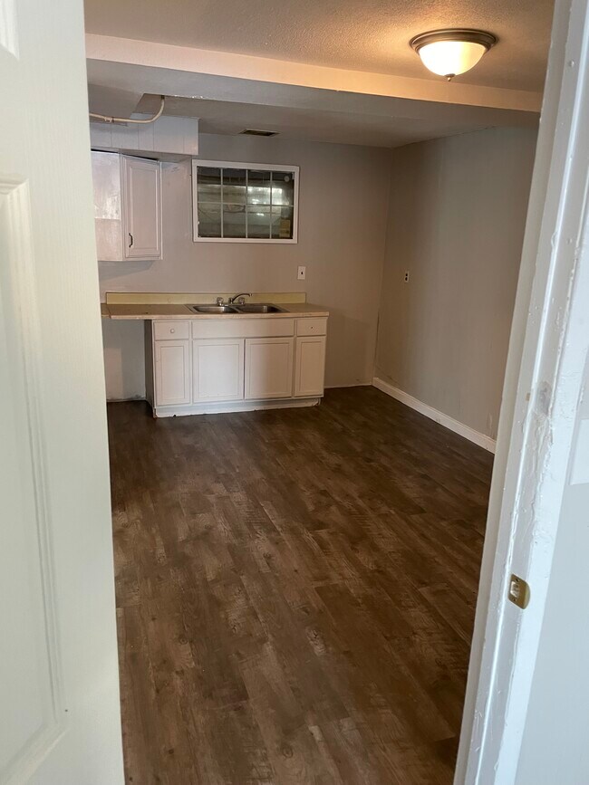 10906 E Truman Rd Rentals in Independence, MO