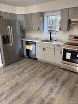 198 Woodland Ave in Yonkers, NY - Building Photo