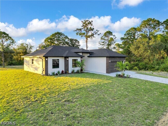 property at 1601 Clark Ave