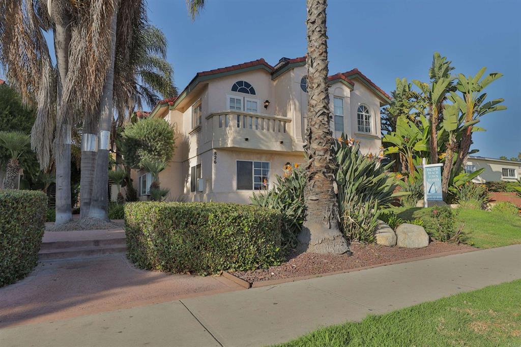 Pacific Beach in San Diego, CA - Building Photo