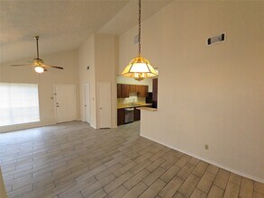 3930 Mohlerbruk Dr in Houston, TX - Building Photo - Building Photo