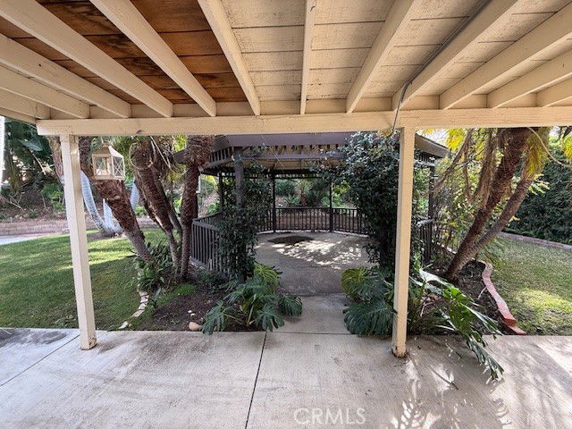 6105 Stonehurst Plaza in Yorba Linda, CA - Building Photo - Building Photo