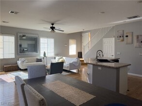 3610 Pinnate Dr in Las Vegas, NV - Building Photo - Building Photo