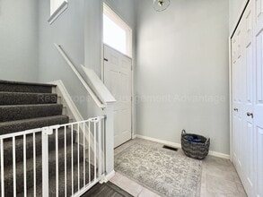 10111 Austrian Way in Oak Park, MI - Building Photo - Building Photo