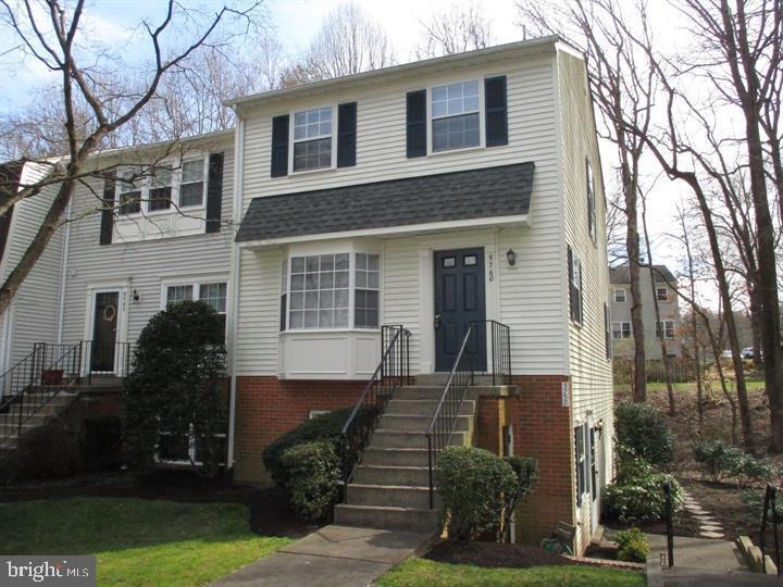 5760 First Lndg Wy in Burke, VA - Building Photo