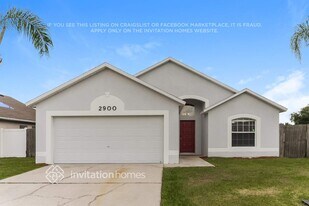 2900 Cool Breeze Cir in St. Cloud, FL - Building Photo