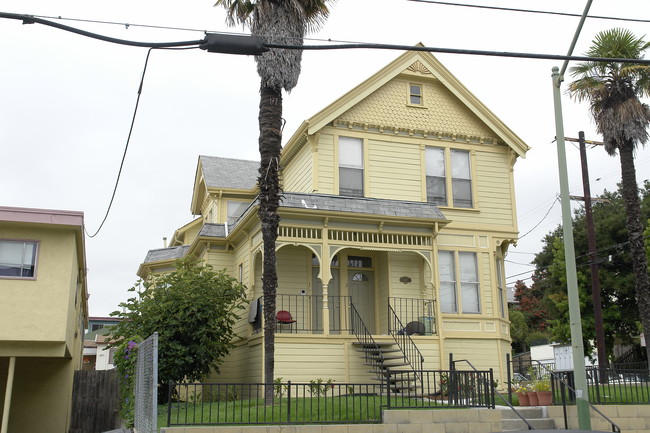 1847 8th Ave in Oakland, CA - Building Photo - Building Photo