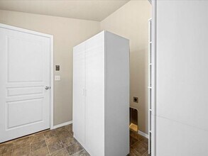 6416 Three Rivers Dr in Pasco, WA - Building Photo - Building Photo