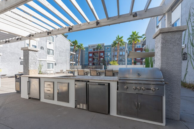 8th Street Apartments in Las Vegas, NV - Building Photo - Building Photo