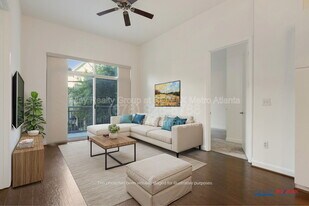 711 Cosmopolitan Dr NE in Atlanta, GA - Building Photo