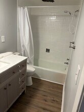 1859 Poplar Woods Cir W, Unit 102 in Germantown, TN - Building Photo - Building Photo